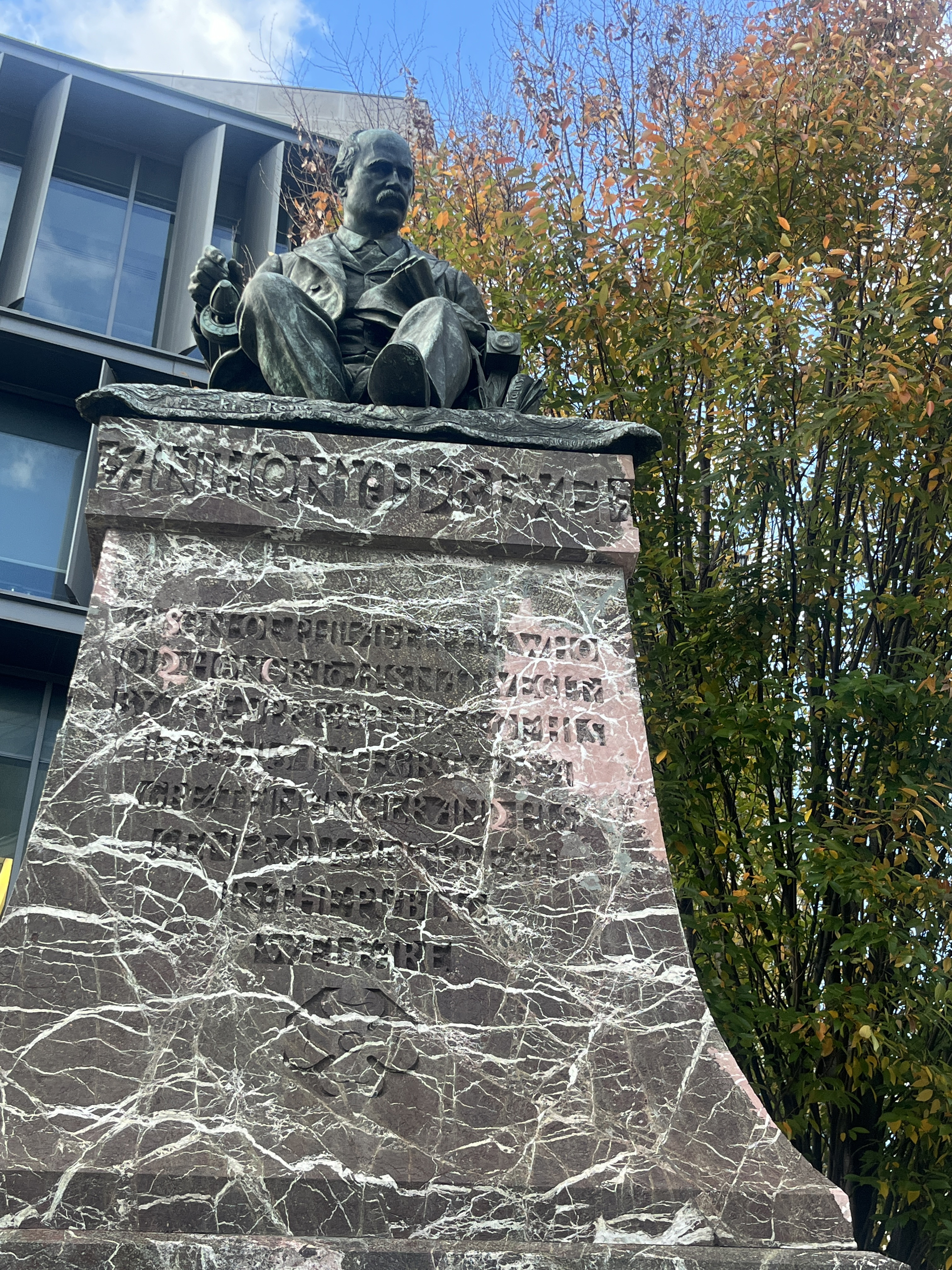 A closer look at the Anthony J. Drexel statue, including the papers held in Anthony’s left hand and the rug his chair is placed on. The statue is pictured at its current location outside of Gerri C. LeBow Hall on Market Street.