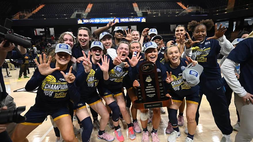 Women&#39;s Basketball Team photo at CAA